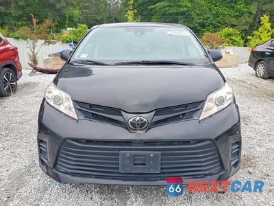 Piąte zdjęcie samochodu w środku: 2020 TOYOTA SIENNA L VIN:5TDZZ3DC6LS087231 - miniatura