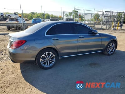 Trzecie zdjęcie samochodu z tyłu: 2018 MERCEDES-BENZ C 300 4MATIC VIN:WDDWF4KB6JR311451 - miniatura