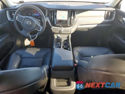 Zdjęcie 8 z 14 samochodu: 2023 VOLVO XC60 ULTIMATE VIN:YV4L12DV3P1198151 - miniatura