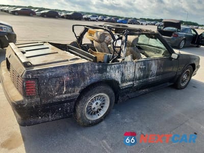 Trzecie zdjęcie samochodu z tyłu: 1989 FORD MUSTANG GT VIN:1FABP45E8KF285522 - miniatura