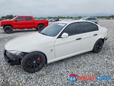 2011 BMW 328 I WBAPH7G53BNN05020 - główne zdjęcie licytacji z USA - miniatura