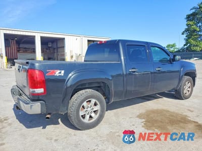 Trzecie zdjęcie samochodu z tyłu: 2010 GMC SIERRA VIN:3GTRKVE38AG275789 - miniatura