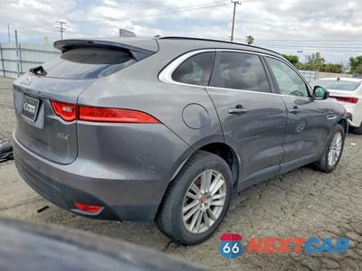 Trzecie zdjęcie samochodu z tyłu: 2019 JAGUAR F-PACE PRESTIGE VIN:SADCK2FN7KA394832 - miniatura