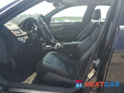 Zdjęcie 7 z 12 samochodu: 2011 MERCEDES-BENZ E 63 AMG VIN:WDDHF7HB0BA313195 - miniatura