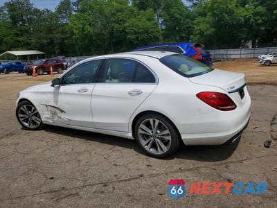 Drugie zdjęcie samochodu z przodu: 2018 MERCEDES-BENZ C 300 VIN:55SWF4JB8JU275424 - miniatura