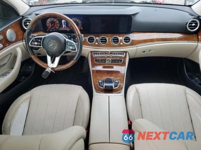 Zdjęcie 8 z 13 samochodu: 2020 MERCEDES-BENZ E 350 VIN:W1KZF8DB5LA836648 - miniatura