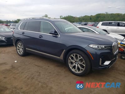 Czwarte zdjęcie samochodu z boku: 2020 BMW X7 XDRIVE40I VIN:5UXCW2C07L0E74729 - miniatura