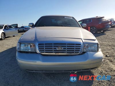 Piąte zdjęcie samochodu w środku: 2011 FORD CROWN VICTORIA LX VIN:2FABP7EV8BX127154 - miniatura