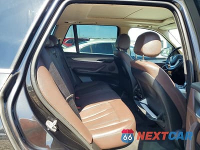 Zdjęcie 11 z 13 samochodu: 2016 BMW X5 XDR40E VIN:5UXKT0C5XG0S76573 - miniatura