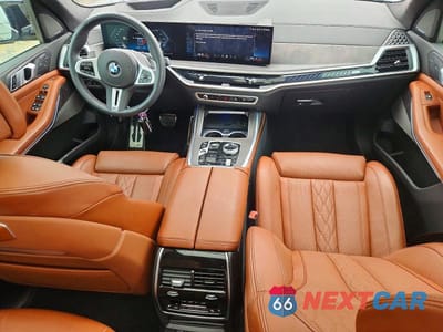 Zdjęcie 8 z 13 samochodu: 2026 BMW X7 M60I VIN:5UX33EM03T9098418 - miniatura