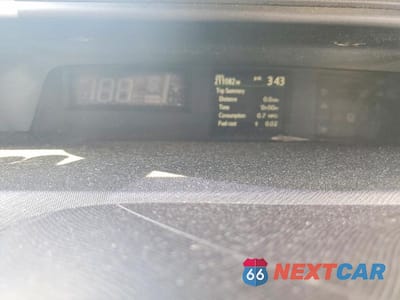 Zdjęcie 9 z 13 samochodu: 2012 TOYOTA PRIUS C FOUR VIN:JTDKDTB37C1005961 - miniatura