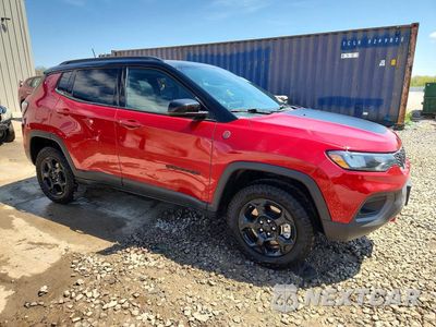 Czwarte zdjęcie samochodu z boku: 2024 JEEP COMPASS TRAILHAWK VIN:3C4NJDDN5RT141646 - miniatura