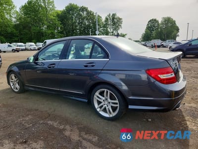 Drugie zdjęcie samochodu z przodu: 2014 MERCEDES-BENZ C 300 4MATIC VIN:WDDGF8AB3EG183071 - miniatura