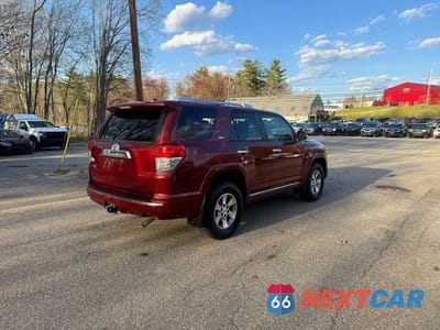 Czwarte zdjęcie samochodu z boku: 2012 TOYOTA 4RUNNER SR5 VIN:JTEBU5JR8C5079394 - miniatura