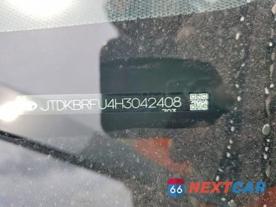 Zdjęcie 12 z 12 samochodu: 2017 TOYOTA PRIUS TWO VIN:JTDKBRFU4H3042408 - miniatura