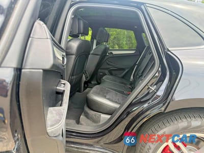 Zdjęcie 12 z 13 samochodu: 2017 PORSCHE MACAN GTS VIN:WP1AG2A51HLB56322 - miniatura
