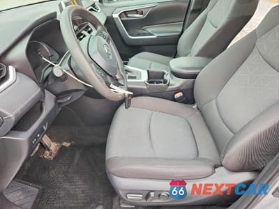 Zdjęcie 7 z 13 samochodu: 2024 TOYOTA RAV4 XLE VIN:2T3P1RFV9RW461774 - miniatura