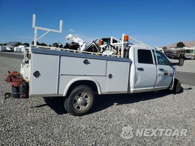 Czwarte zdjęcie samochodu z boku: 2014 RAM 3500 VIN:3C7WR8CJ2EG205733 - miniatura