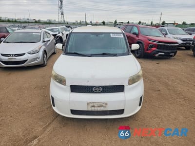 Piąte zdjęcie samochodu w środku: 2009 TOYOTA SCION XB VIN:JTLKE50E491088663 - miniatura