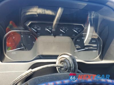Zdjęcie 8 z 10 samochodu: 2024 GMC SIERRA K3500 DENALI ULTIMATE VIN:1GT49YEY5RF230146 - miniatura