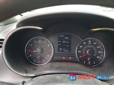 Zdjęcie 9 z 12 samochodu: 2014 KIA FORTE LX VIN:KNAFX4A66E5063322 - miniatura