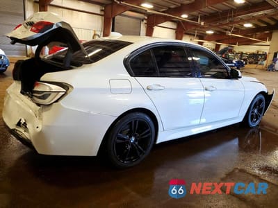 Trzecie zdjęcie samochodu z tyłu: 2018 BMW 330 XI VIN:WBA8D9C5XJA012829 - miniatura