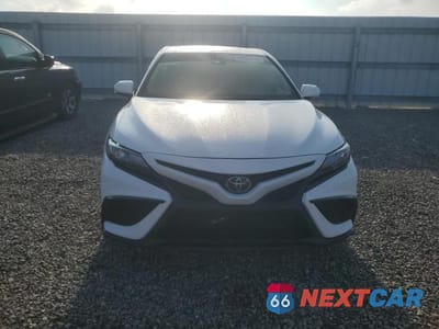 Piąte zdjęcie samochodu w środku: 2023 TOYOTA CAMRY SE VIN:4T1G11AKXPU755754 - miniatura