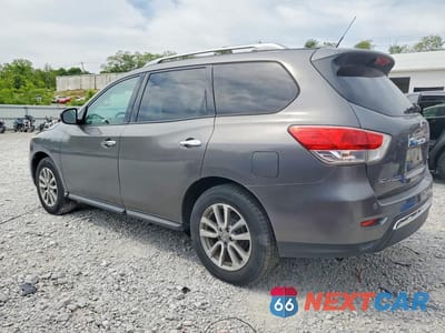 Drugie zdjęcie samochodu z przodu: 2016 NISSAN PATHFINDER SV VIN:5N1AR2MM9GC628758 - miniatura
