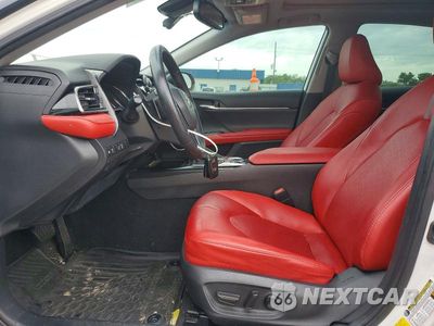 Zdjęcie 7 z 12 samochodu: 2020 TOYOTA CAMRY XSE VIN:4T1K61AK9LU337790 - miniatura