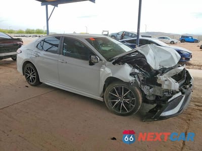 Czwarte zdjęcie samochodu z boku: 2023 TOYOTA CAMRY SE VIN:4T1G11AK6PU817697 - miniatura