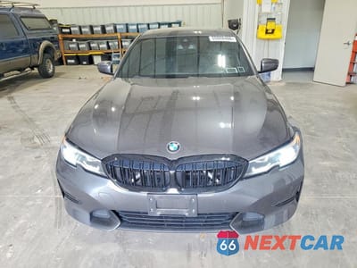 Piąte zdjęcie samochodu w środku: 2021 BMW 330XI VIN:3MW5R7J00M8B73397 - miniatura