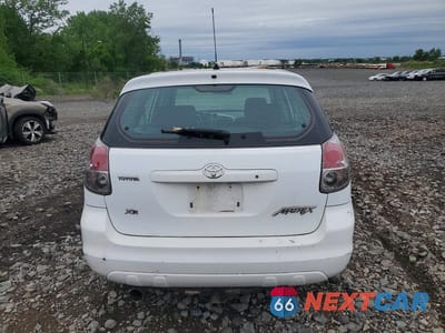 Zdjęcie 6 z 12 samochodu: 2005 TOYOTA COROLLA MATRIX XR VIN:2T1KR32E15C500576 - miniatura