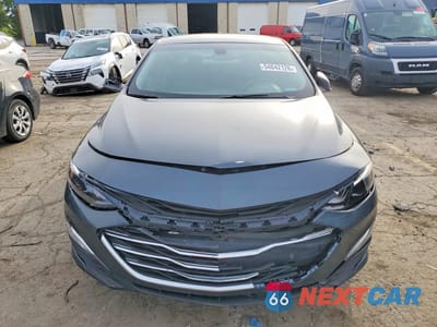 Piąte zdjęcie samochodu w środku: 2021 CHEVROLET MALIBU LS VIN:1G1ZB5ST1MF052478 - miniatura