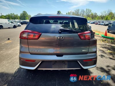 Zdjęcie 6 z 13 samochodu: 2017 KIA NIRO EX TOURING VIN:KNDCE3LC8H5075257 - miniatura