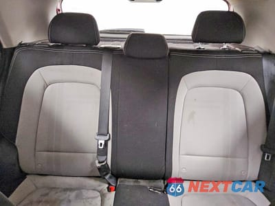 Zdjęcie 10 z 13 samochodu: 2024 HYUNDAI VENUE SEL VIN:KMHRC8A35RU333902 - miniatura