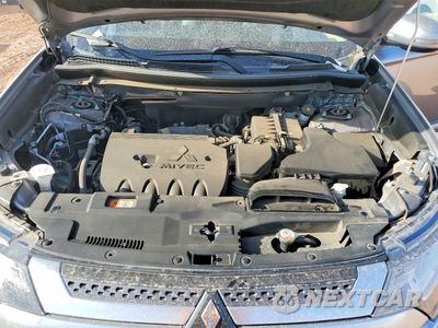 Zdjęcie 12 z 14 samochodu: 2020 MITSUBISHI OUTLANDER SE VIN:JA4AZ3A32LZ036769 - miniatura