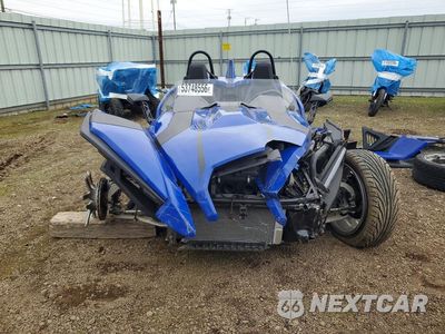 Drugie zdjęcie samochodu z przodu: 2023 POLARIS SLINGSHOT SL VIN:57XAAPHD2P8155556 - miniatura