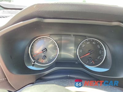 Zdjęcie 9 z 12 samochodu: 2019 TOYOTA RAV4 XLE VIN:2T3W1RFV7KC008112 - miniatura