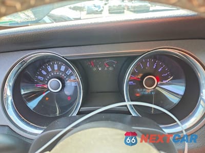 Zdjęcie 9 z 13 samochodu: 2014 FORD MUSTANG VIN:1ZVBP8EM4E5302347 - miniatura
