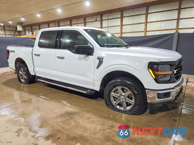Czwarte zdjęcie samochodu z boku: 2025 FORD F150 XLT VIN:1FTEW3LP1SKE21456 - miniatura