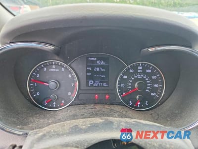 Zdjęcie 9 z 12 samochodu: 2015 KIA FORTE LX VIN:KNAFK4A61F5418929 - miniatura