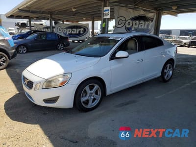 2012 VOLVO S60 T5 YV1622FS2C2053052 - główne zdjęcie licytacji z USA - miniatura