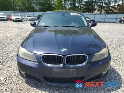 Piąte zdjęcie samochodu w środku: 2010 BMW 328 XI SULEV VIN:WBAPK5C51AA653684 - miniatura