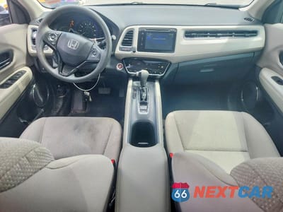 Zdjęcie 8 z 12 samochodu: 2017 HONDA HR-V EX VIN:3CZRU6H59HM721046 - miniatura
