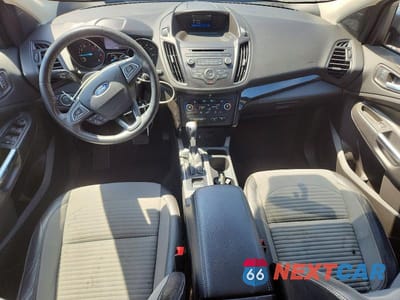 Zdjęcie 8 z 13 samochodu: 2018 FORD ESCAPE SE VIN:1FMCU0GD7JUD37460 - miniatura