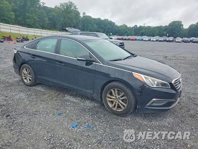 Czwarte zdjęcie samochodu z boku: 2015 HYUNDAI SONATA SE VIN:5NPE24AF3FH122468 - miniatura