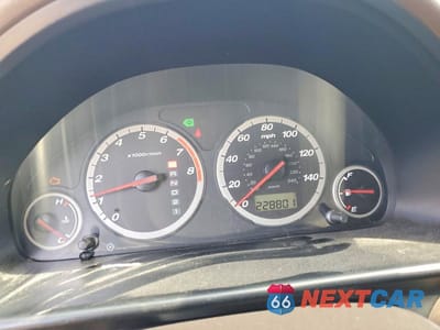 Zdjęcie 9 z 14 samochodu: 2002 HONDA CR-V LX VIN:JHLRD68492C007961 - miniatura