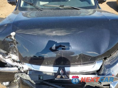 Zdjęcie 11 z 12 samochodu: 2017 MITSUBISHI OUTLANDER GT VIN:JA4JZ4AX3HZ070641 - miniatura