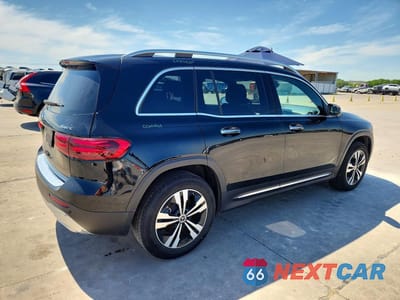 Trzecie zdjęcie samochodu z tyłu: 2025 MERCEDES-BENZ GLB 250 4MATIC VIN:W1N4M4HB8SW403882 - miniatura