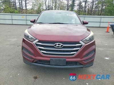 Piąte zdjęcie samochodu w środku: 2018 HYUNDAI TUCSON SE VIN:KM8J2CA40JU631354 - miniatura